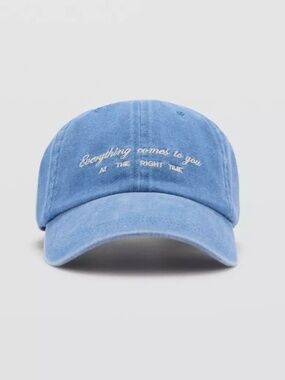 blue Embroidered detail. New without tag. Mango